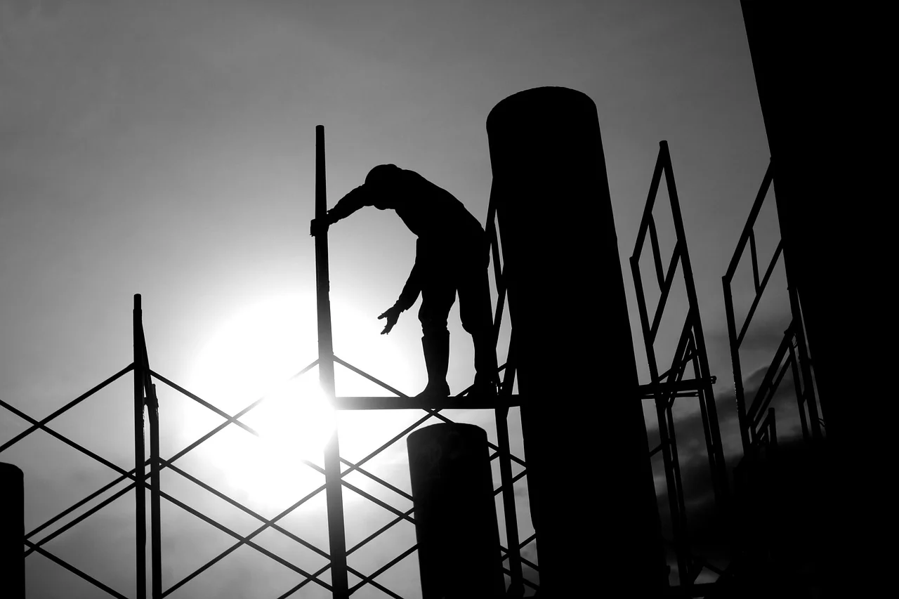 tukang-borongan-cor-beton tukang mengerjakan cor beton rumah